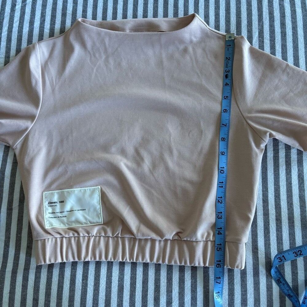 Reebok Classic ES Crop Tee Women’s Size Small - Picture 9 of 11